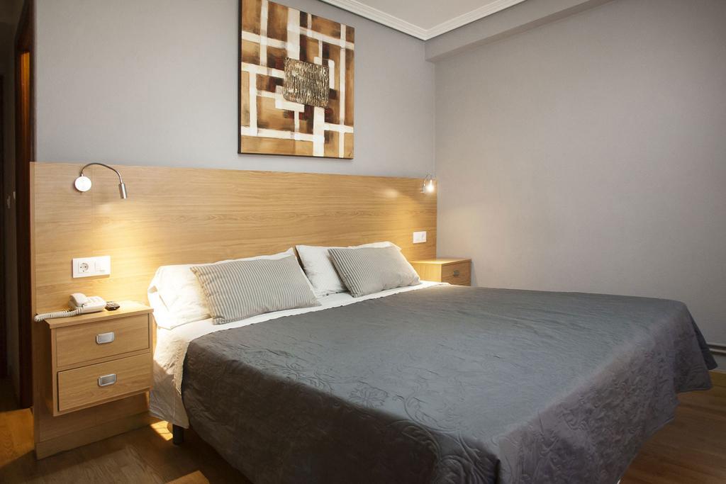 Hostal Crisol А-Корунья Екстер'єр фото