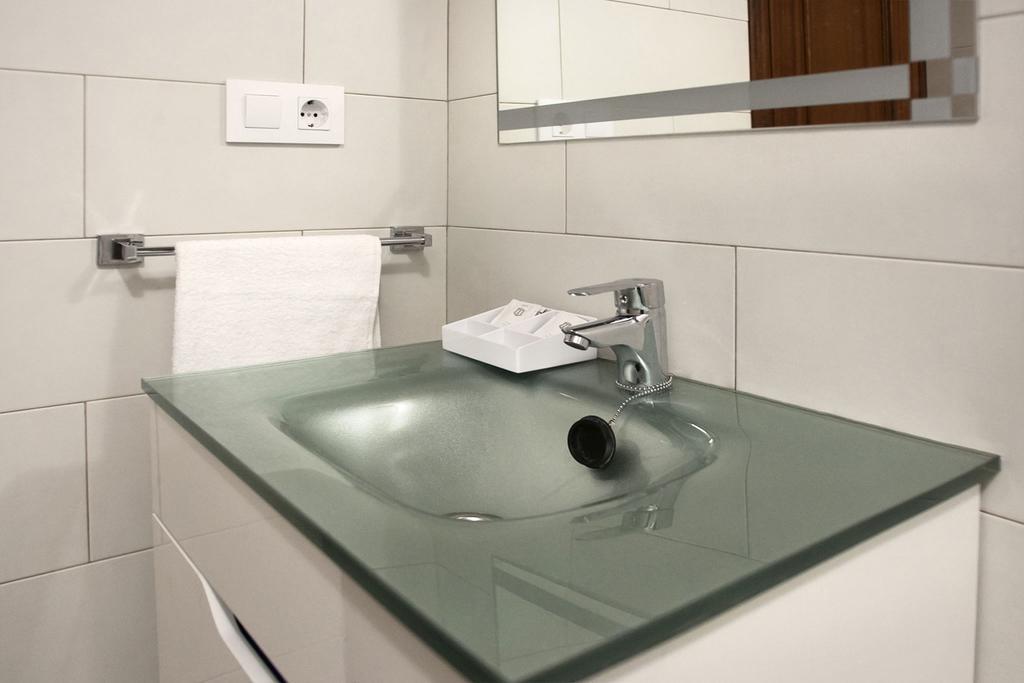Hostal Crisol А-Корунья Екстер'єр фото